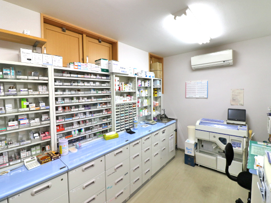 信州調剤薬局店内